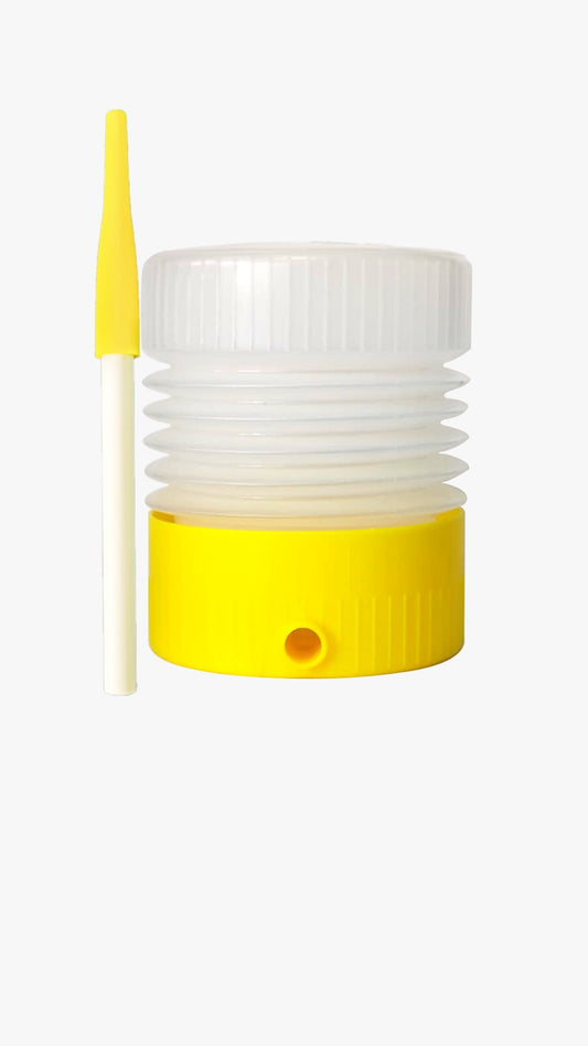 Espolvoreador Plástico Amarillo